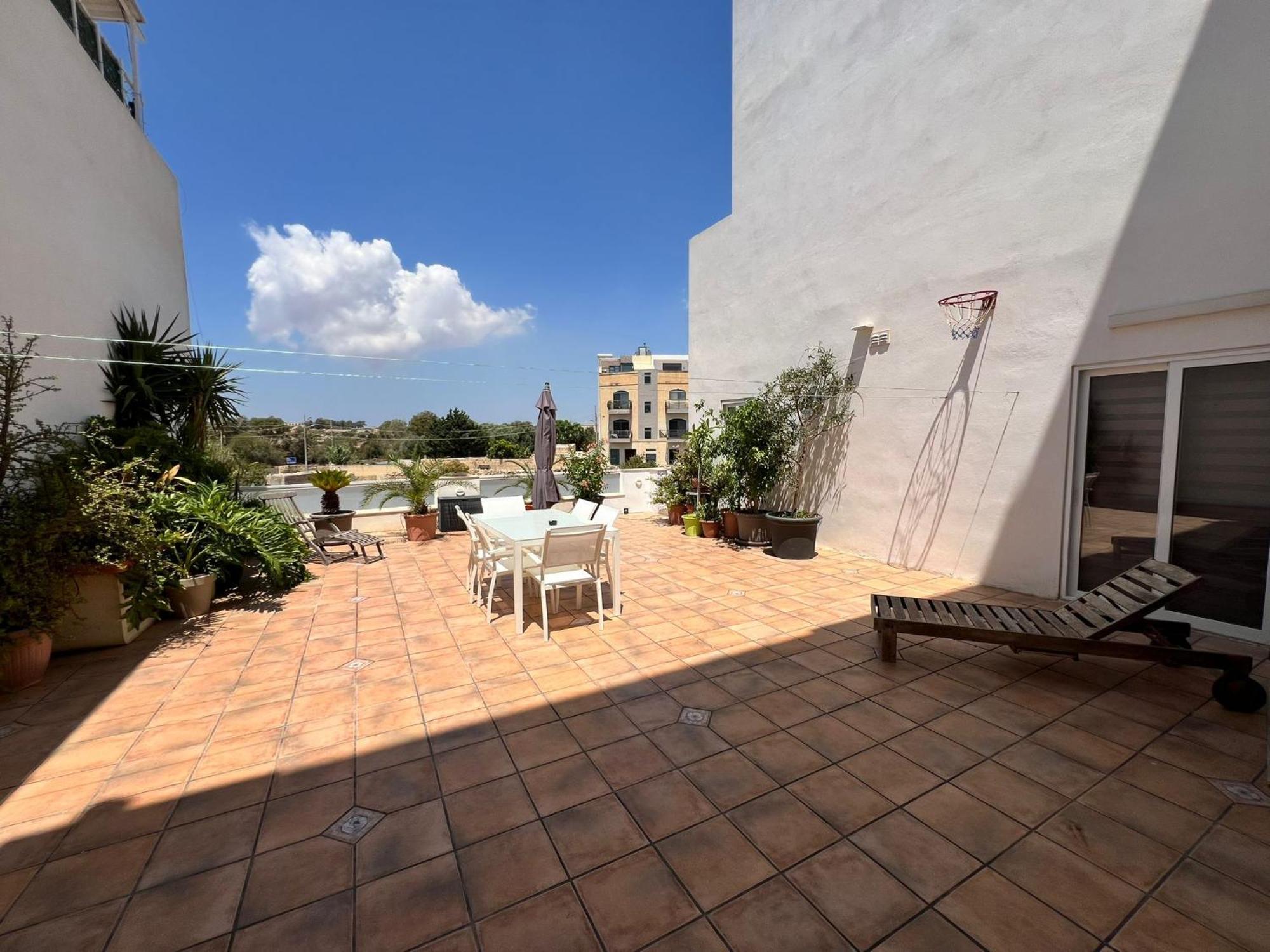 Carousel Apartments Qrendi Exterior foto